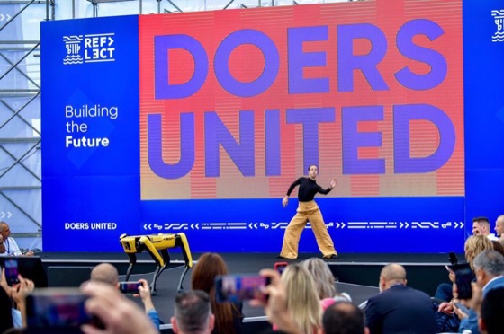 A moment from a Doers United gathering
